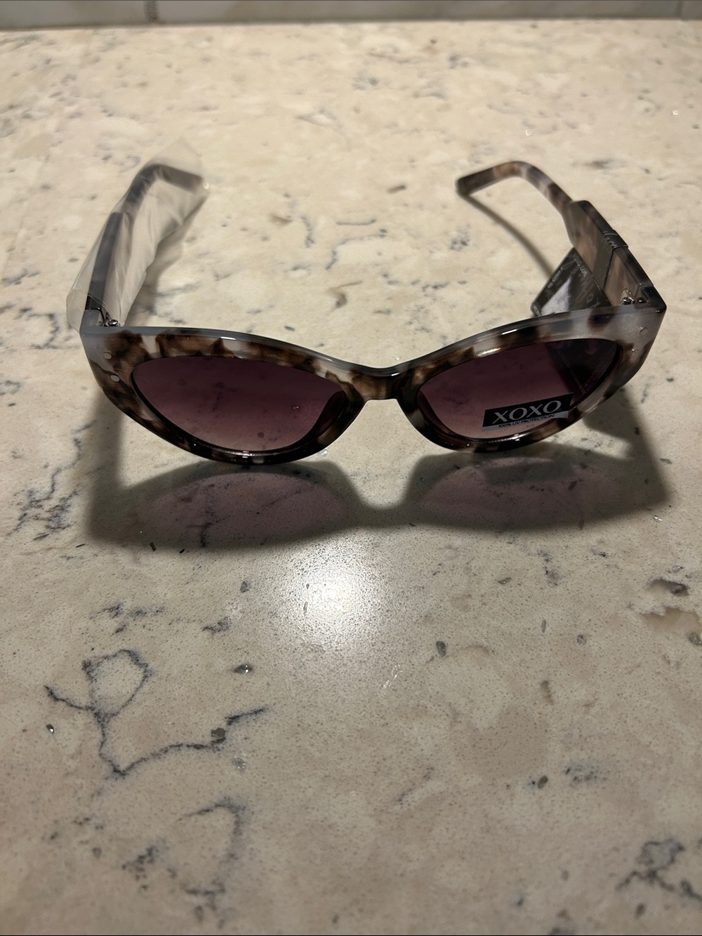XOXO Women's Tortoiseshell Cat-Eye Sunglasses - Purple Lenses - Picture 6 of 6